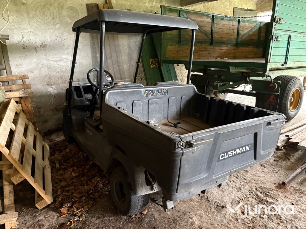 Arbetsfordon Cushman Hauler 1200