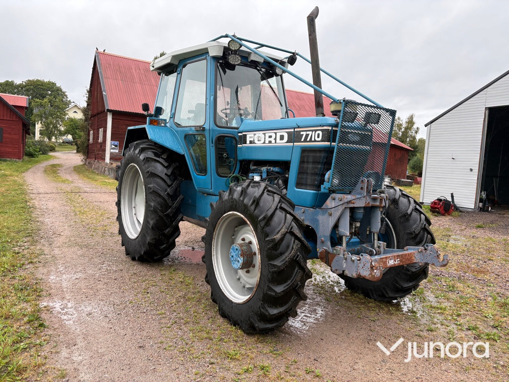 Skogstraktor - Ford 7710 4WD