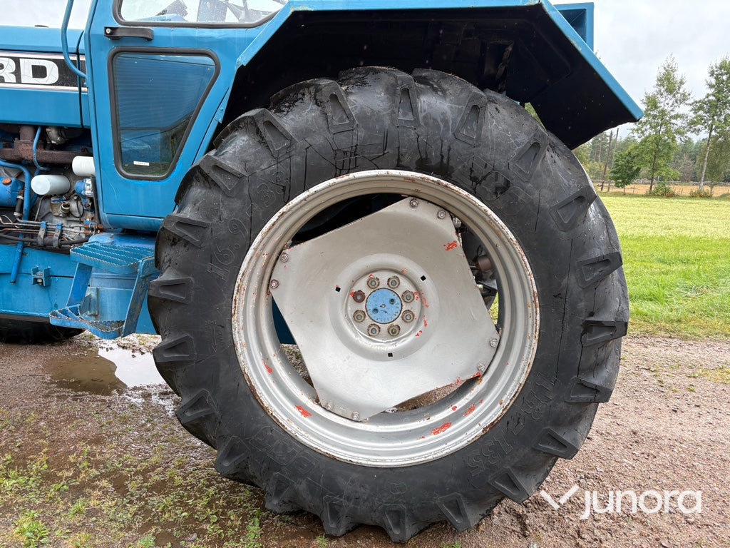 Skogstraktor - Ford 7710 4WD