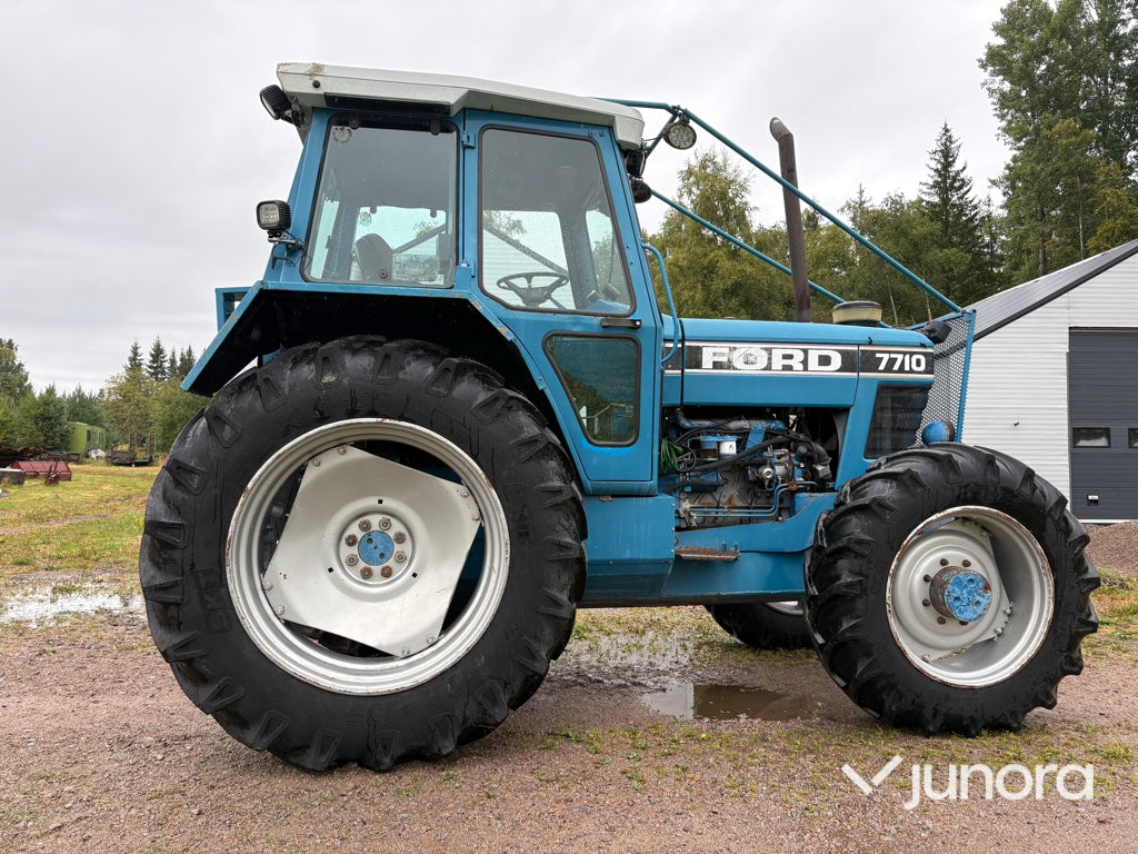 Skogstraktor - Ford 7710 4WD