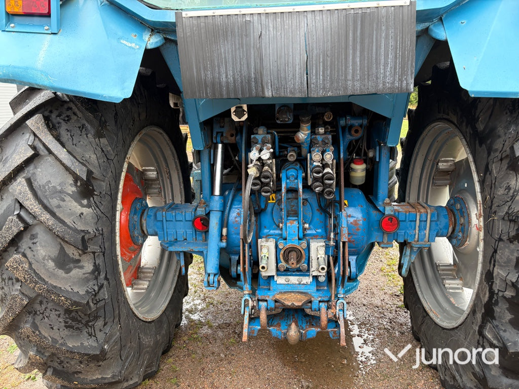 Skogstraktor - Ford 7710 4WD