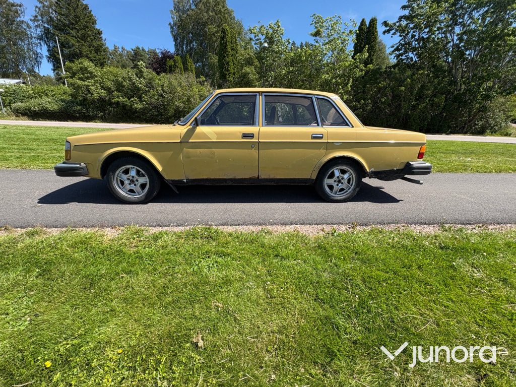 Personbil - Volvo, 244