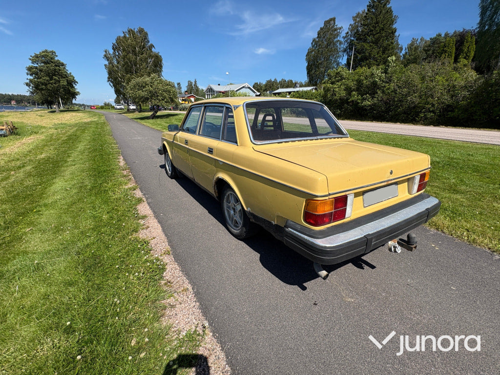 Personbil - Volvo, 244