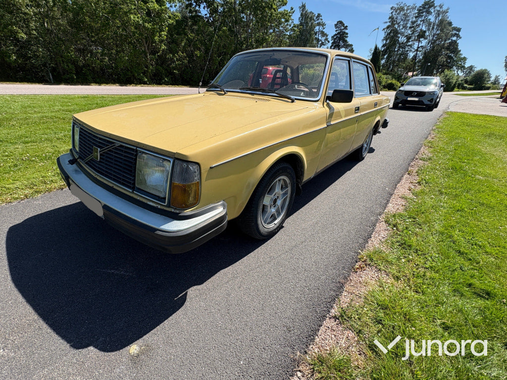 Personbil - Volvo, 244