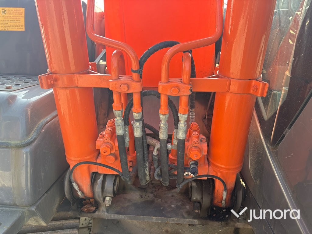 Grävmaskin Hitachi ZX130-3