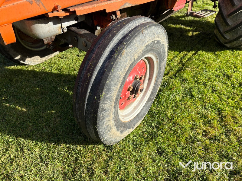 Traktor - Massey Ferguson 165