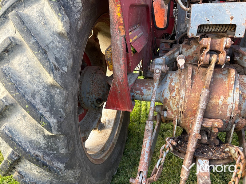 Traktor - Massey Ferguson 165