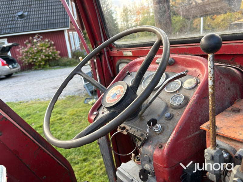 Traktor - Massey Ferguson 165