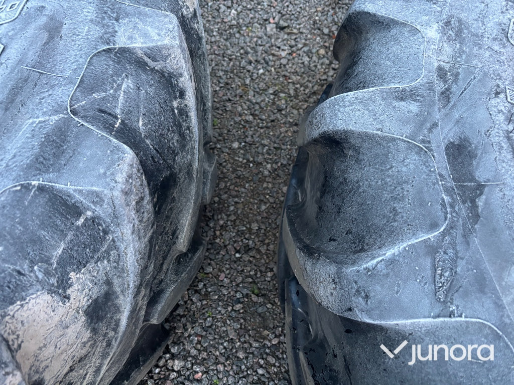 Traktordäck + Fälg - Firestone Radial 9000, 540/65 R 28