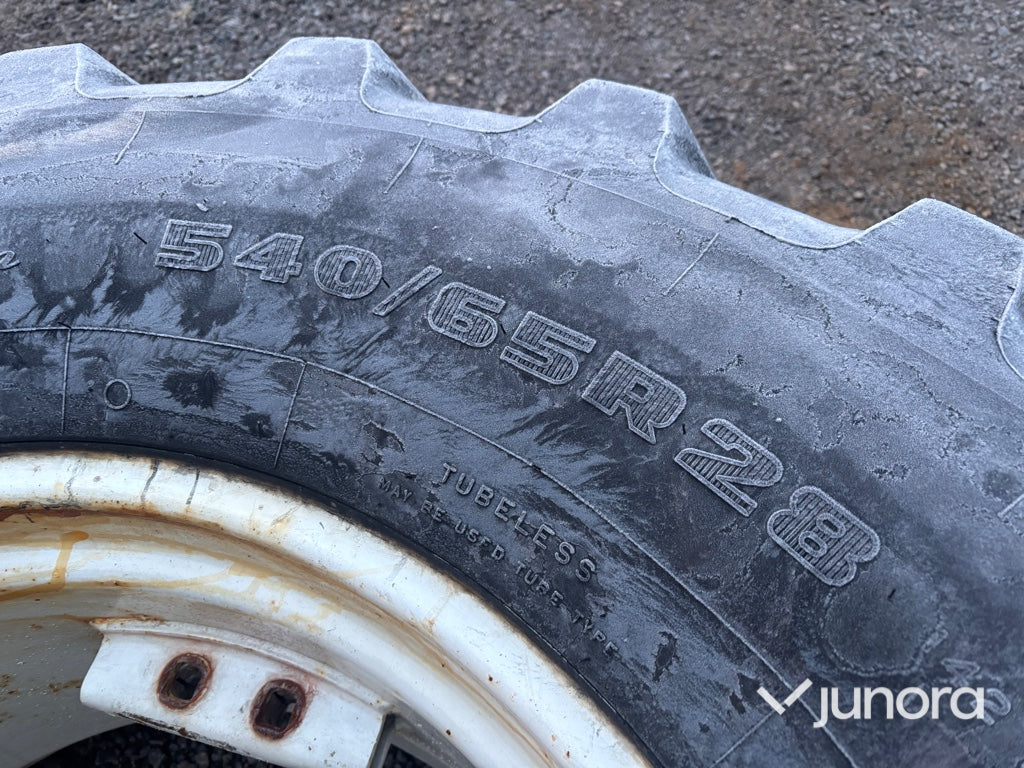 Traktordäck + Fälg - Firestone Radial 9000, 540/65 R 28