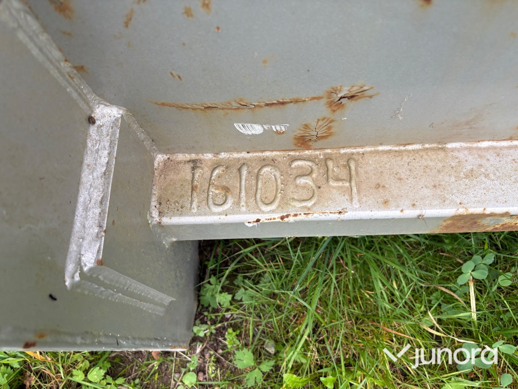 Schaktflak BNS Container med kombilucka