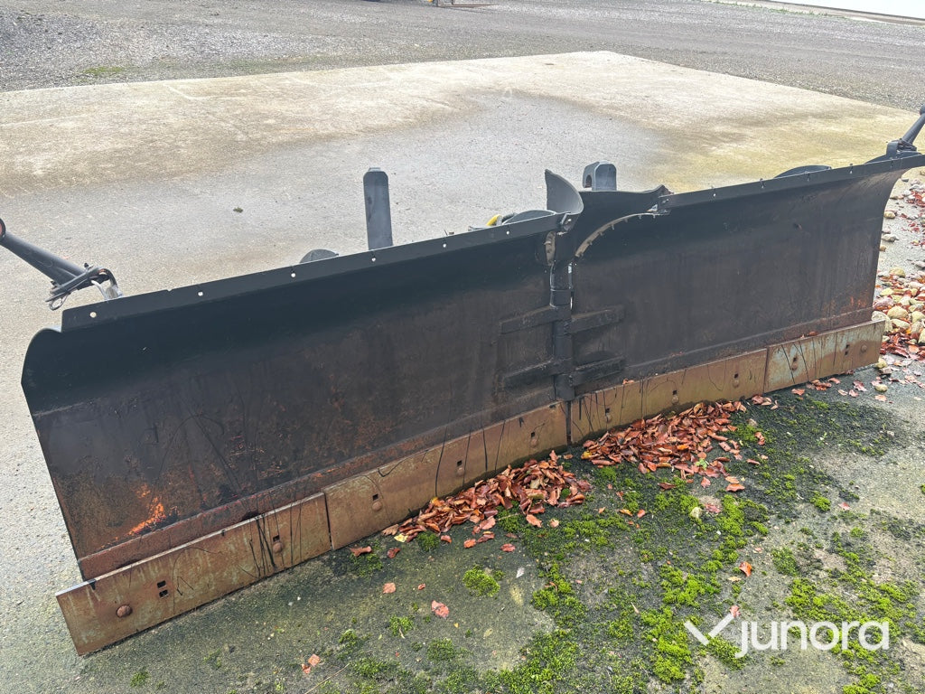 Hydraulisk vikplog Stora BM fäste