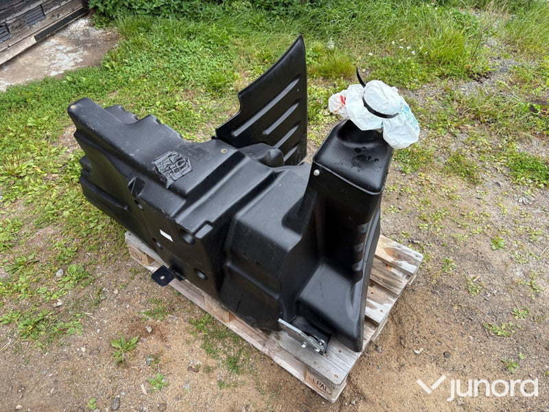 Bränsletank Valtra N-Serien