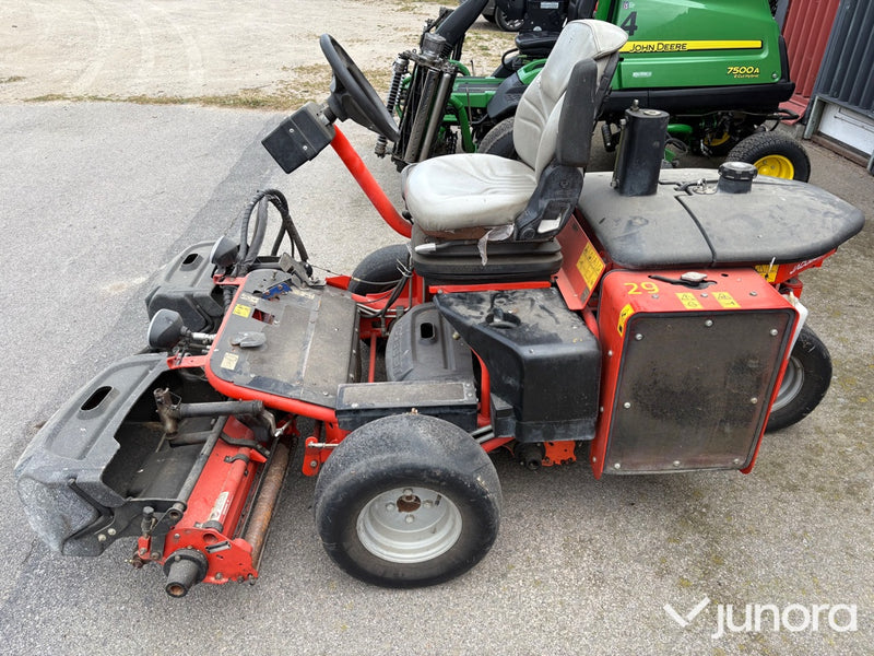 Jacobsen G-plex III thatch a way