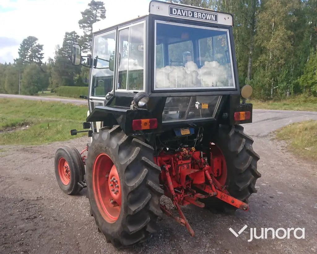 Traktor David Brown 885 Q