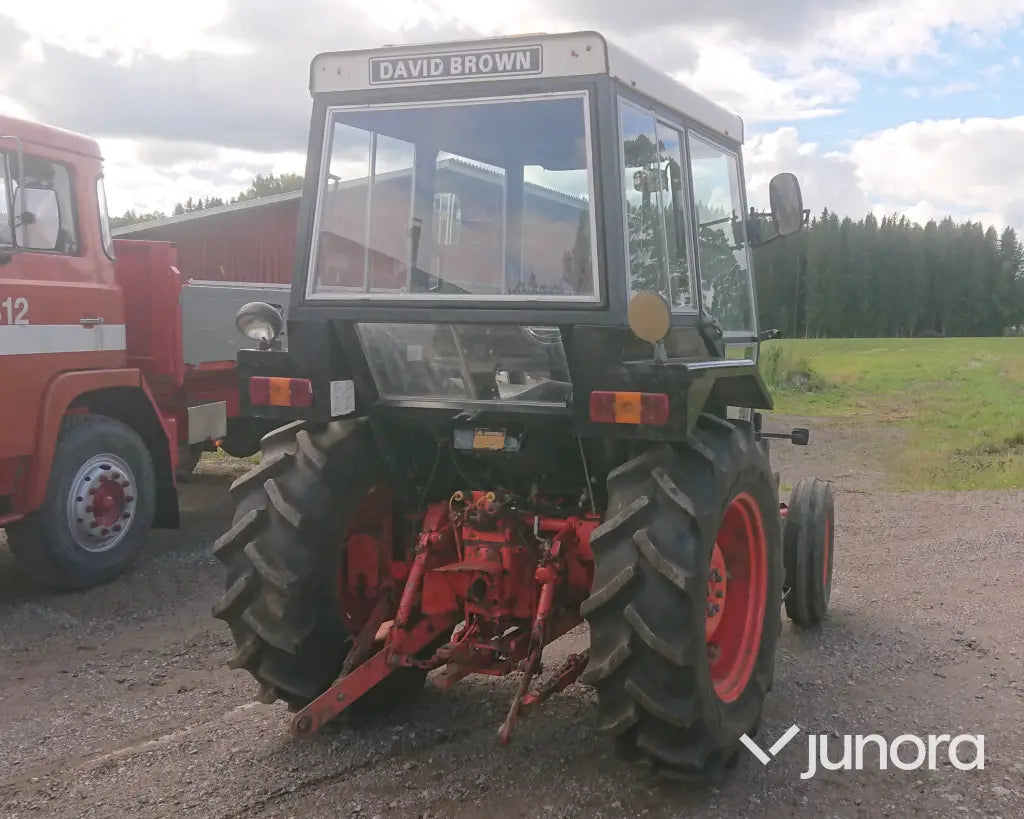 Traktor David Brown 885 Q