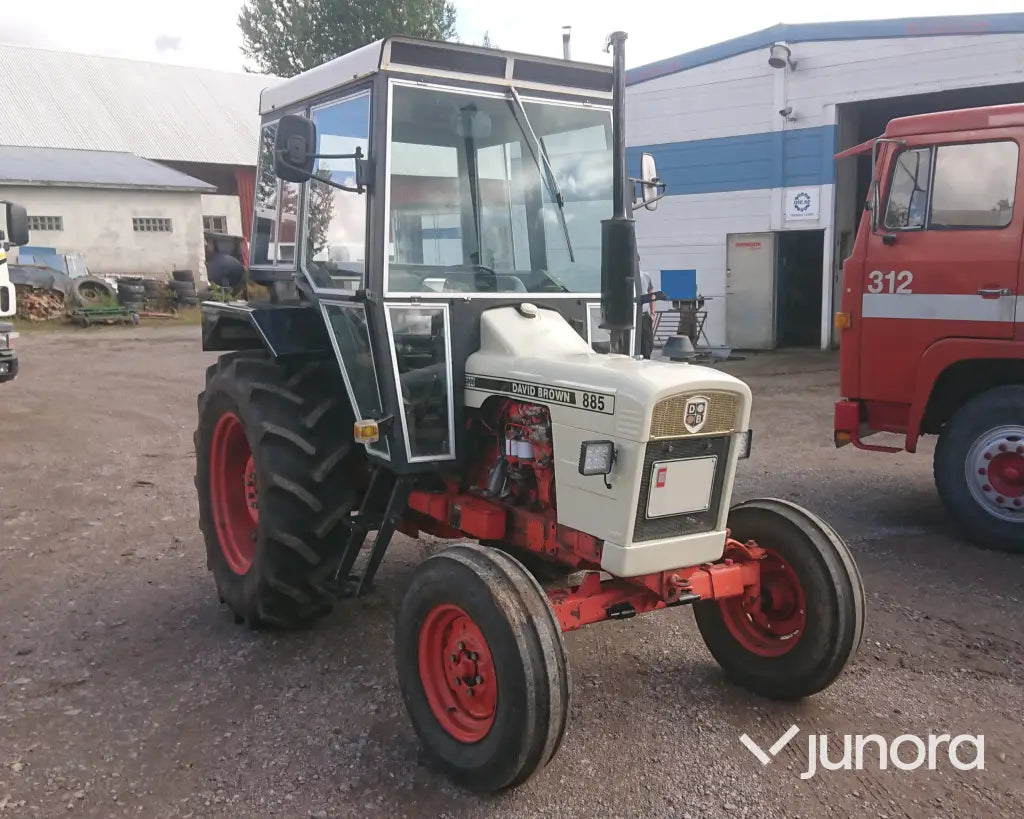 Traktor David Brown 885 Q
