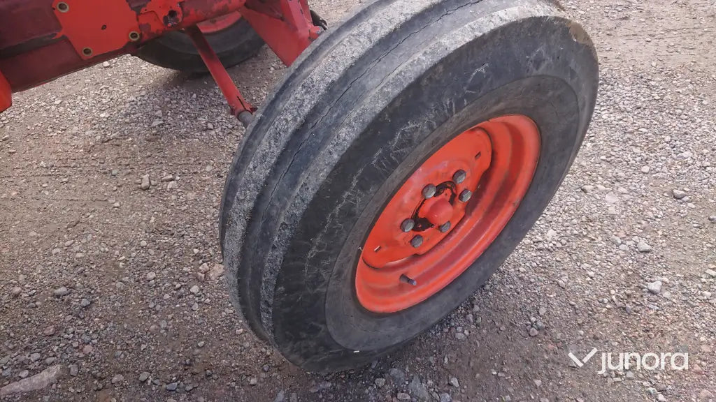 Traktor David Brown 885 Q