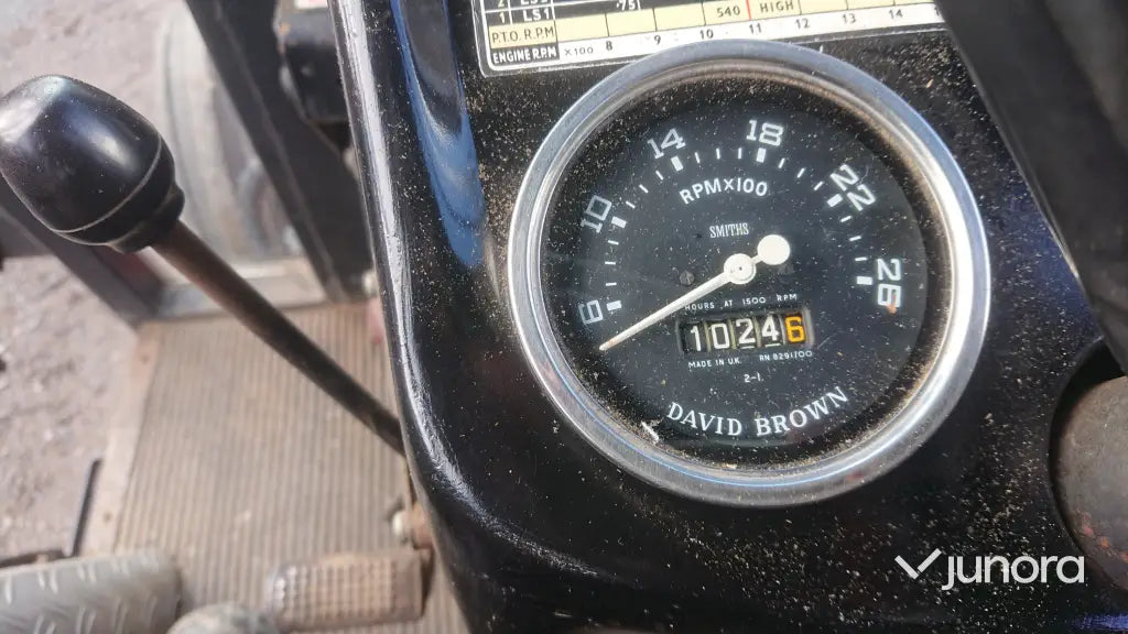 Traktor David Brown 885 Q