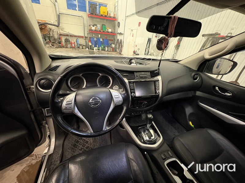 Lätt lastbil - Nissan Navara