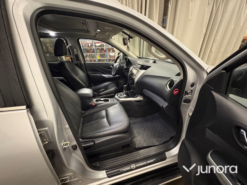 Lätt lastbil - Nissan Navara
