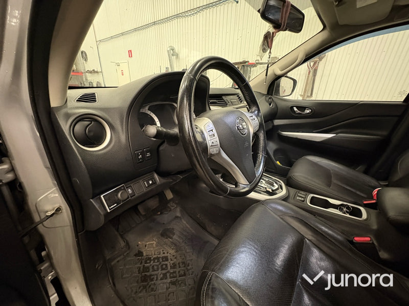 Lätt lastbil - Nissan Navara