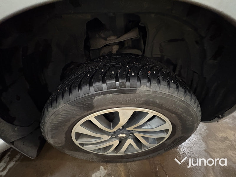 Lätt lastbil - Nissan Navara