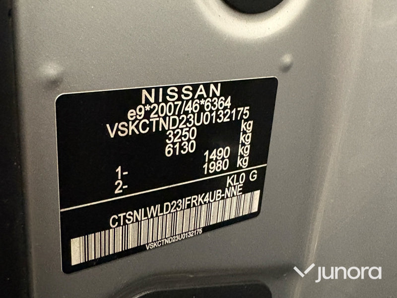 Lätt lastbil - Nissan Navara