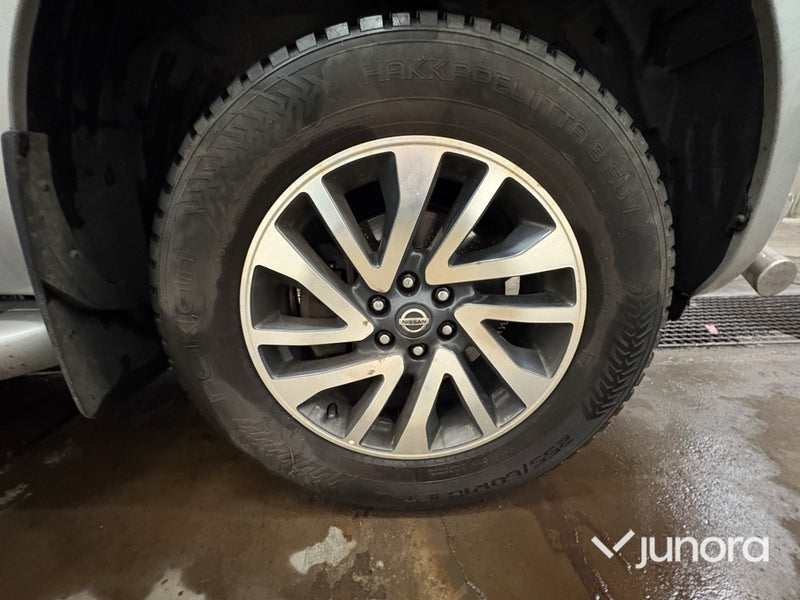 Lätt lastbil - Nissan Navara