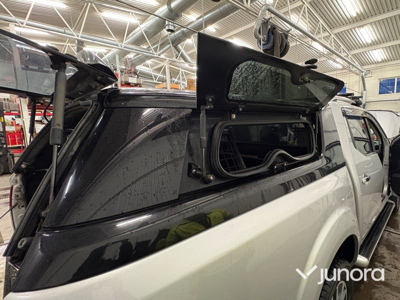 Lätt lastbil - Nissan Navara