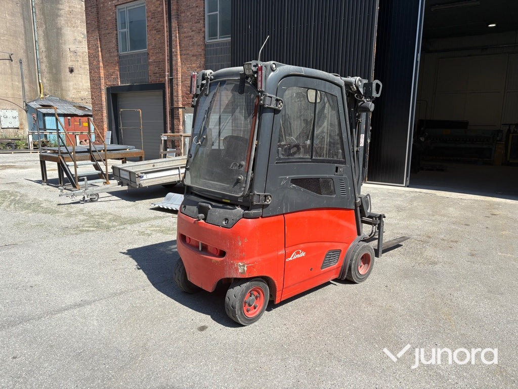 Motviktstruck - Linde, E18