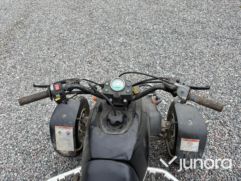 Motorcykel, ATV SMC 200 - årsmodell 2005