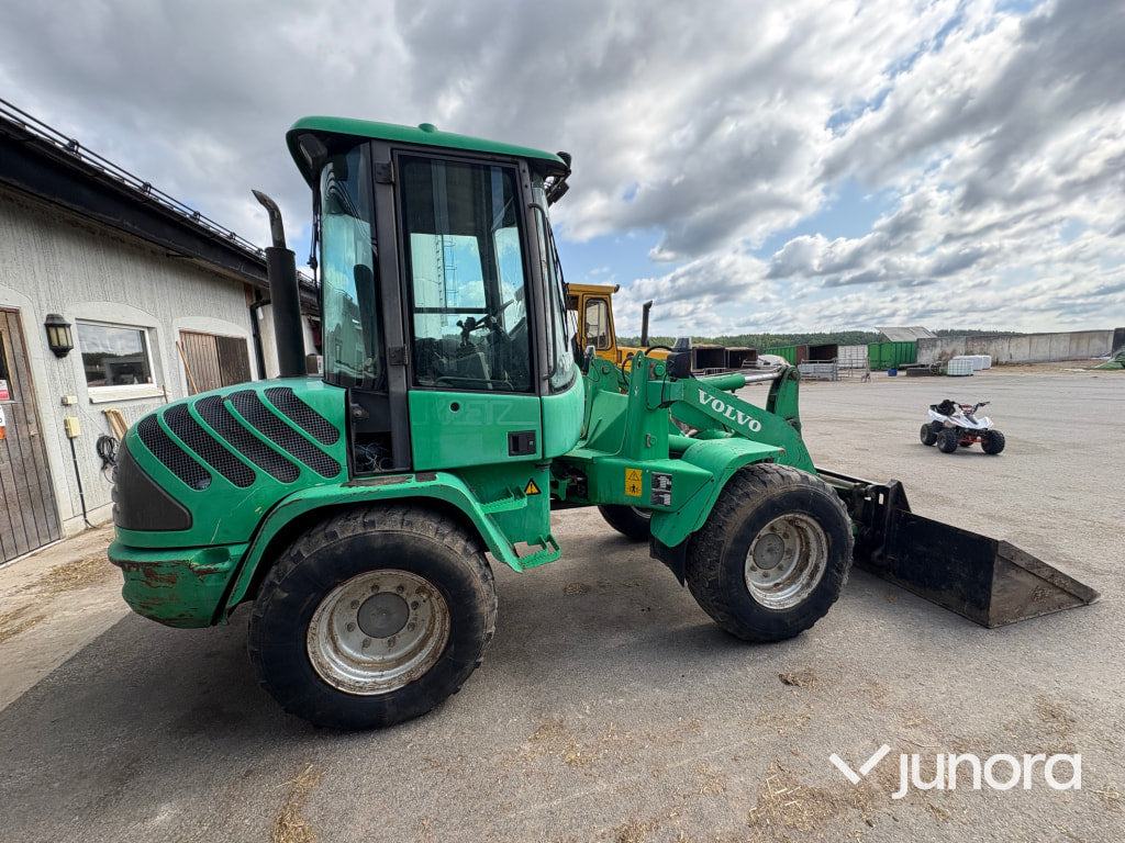 Kompakt hjullastare Volvo L30B-Z