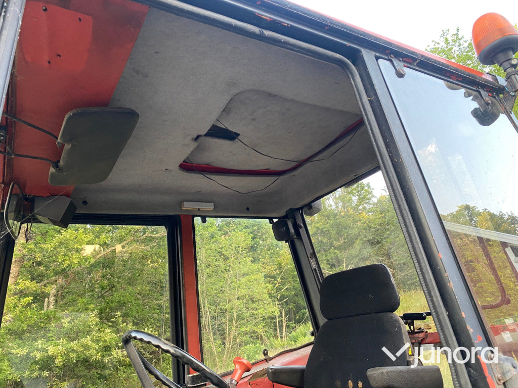 Valtra Valmet 705