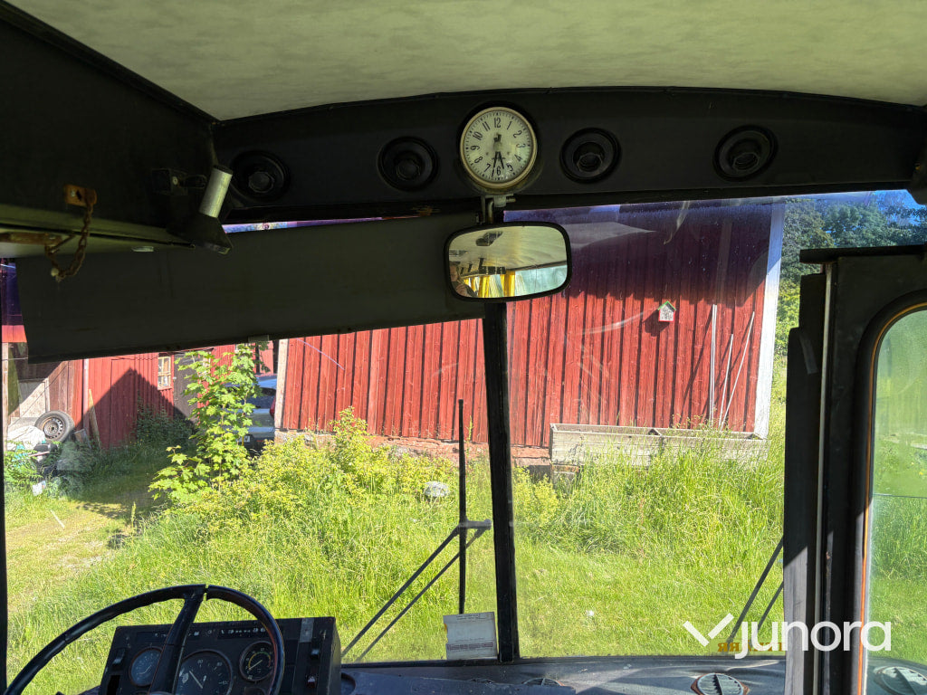 VOLVO B 609