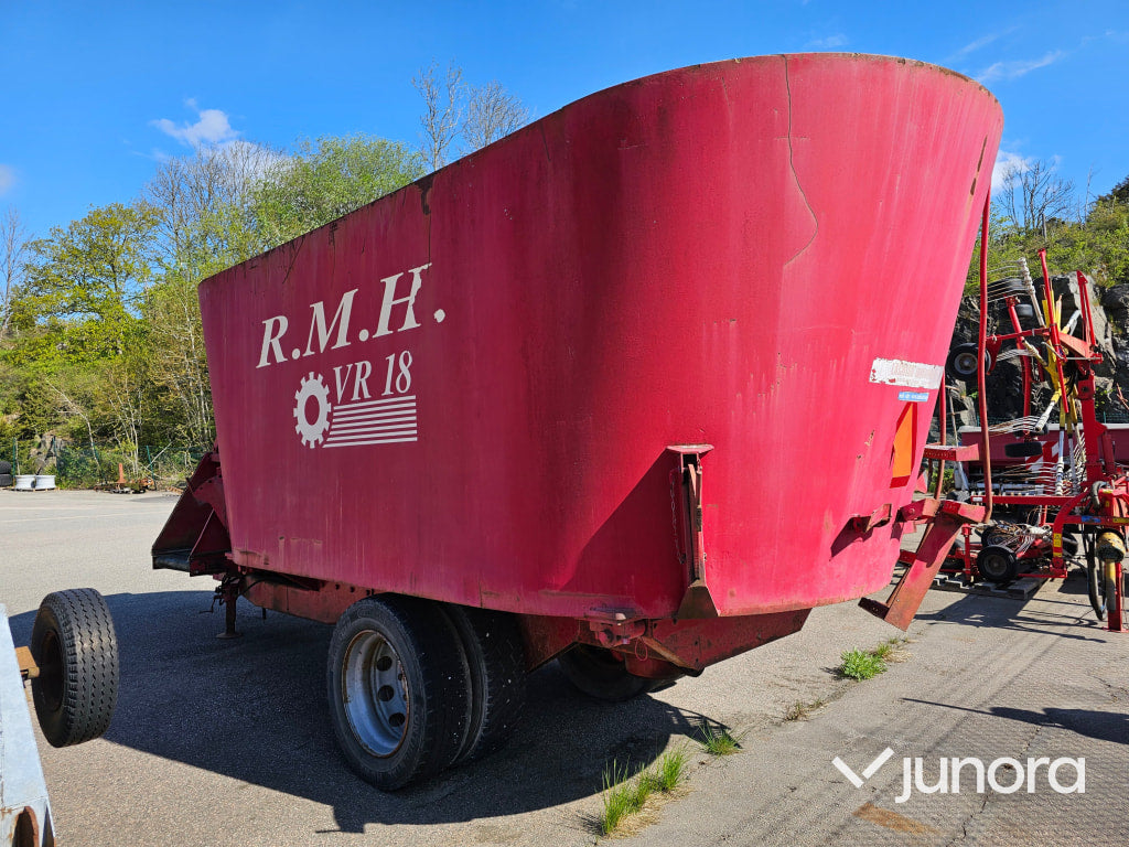 Mixervagn R.M.H VR18