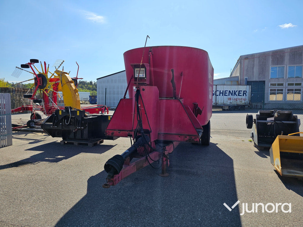 Mixervagn R.M.H VR18