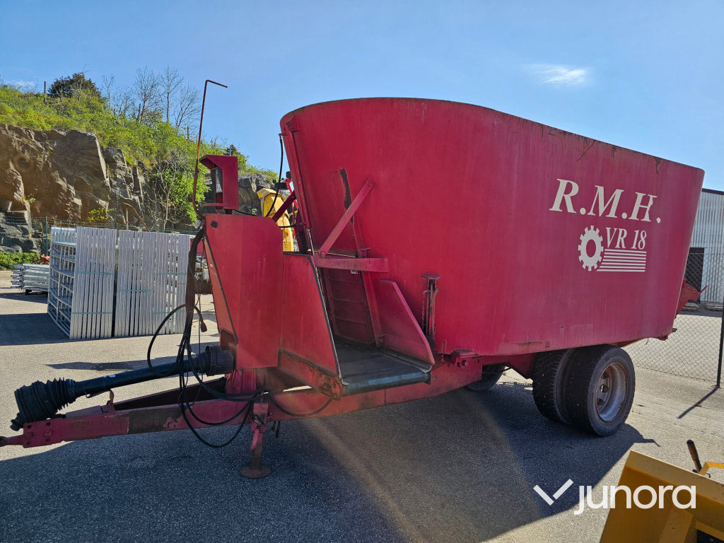 Mixervagn R.M.H VR18