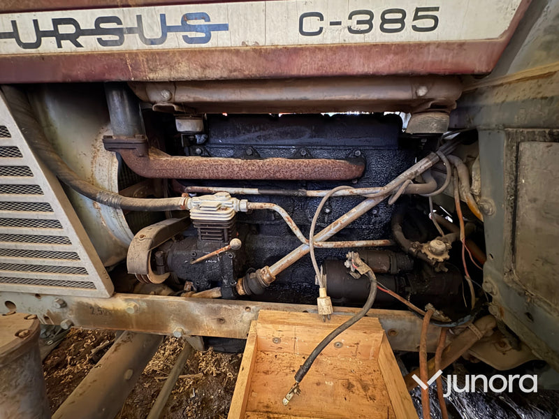 Traktor Ursus C-385