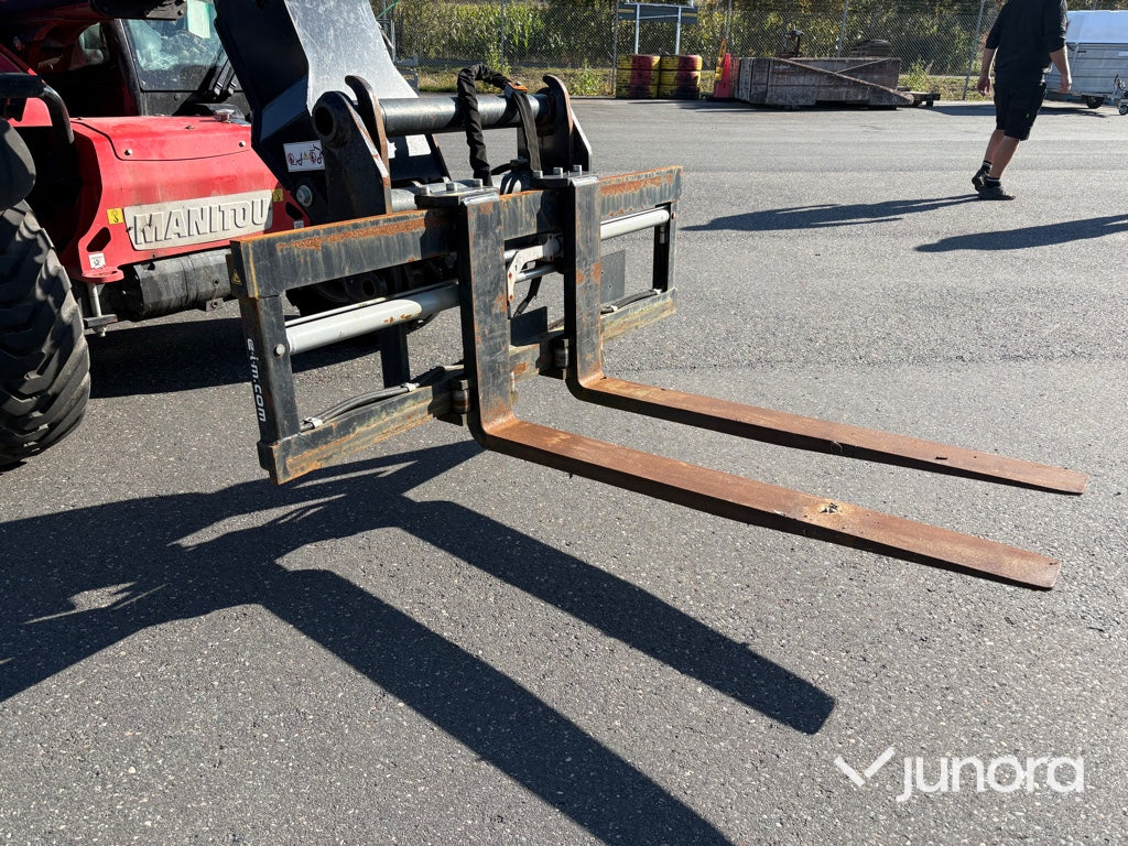 Hydrauliska pallgafflar ELM med Manitou-fäste