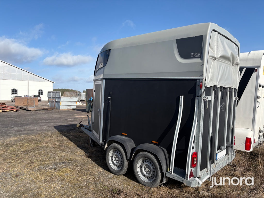 Hästtransport - Sirius, S-75