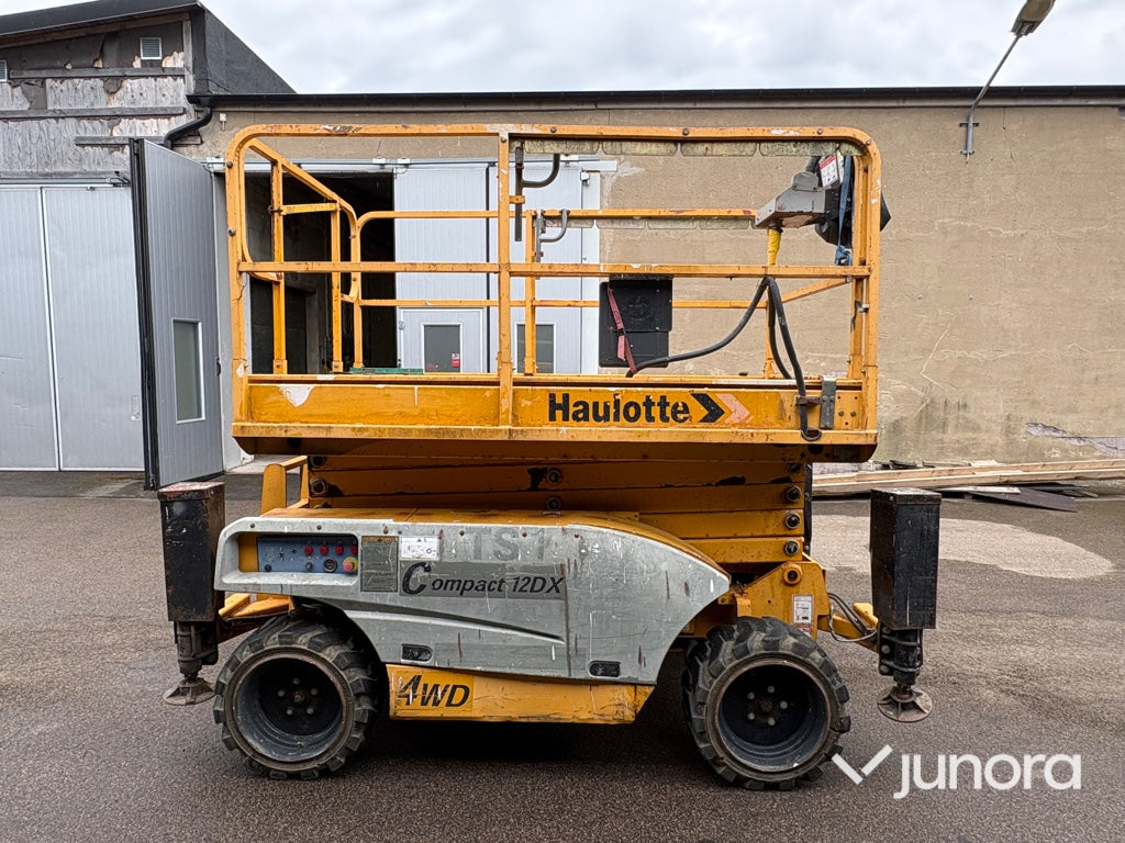 Saxlift - Haulotte Compact 12DX
