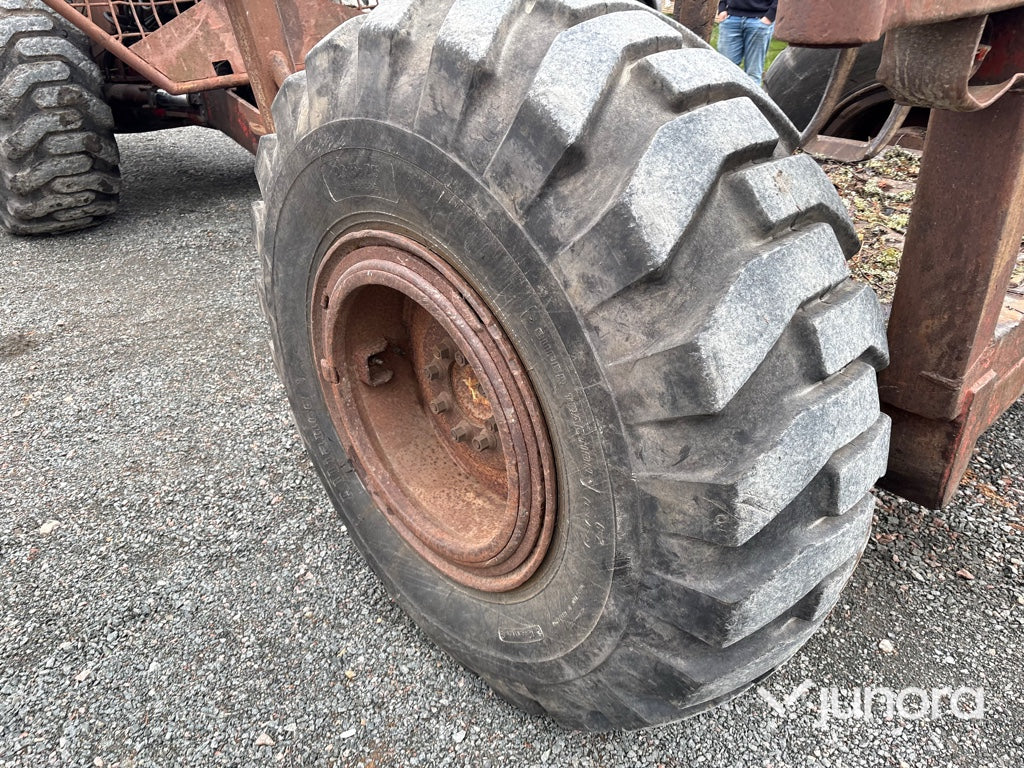 Skotare - Volvo BM 350 Bruunett