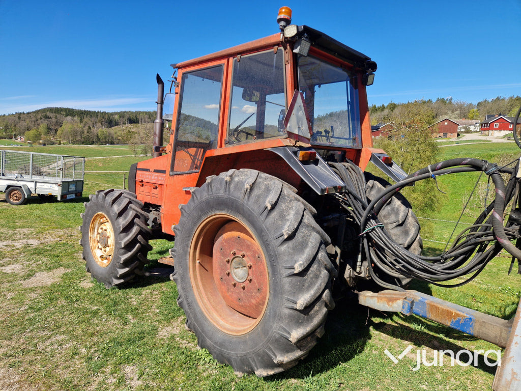 Traktor - Valmet, 605-4