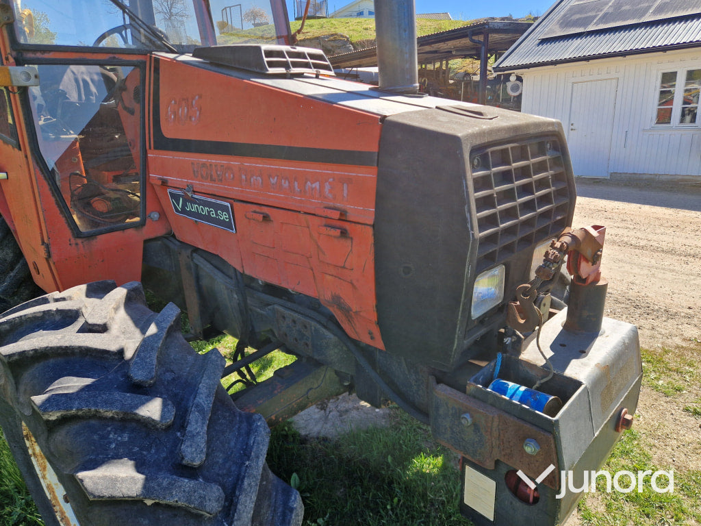 Traktor - Valmet, 605-4