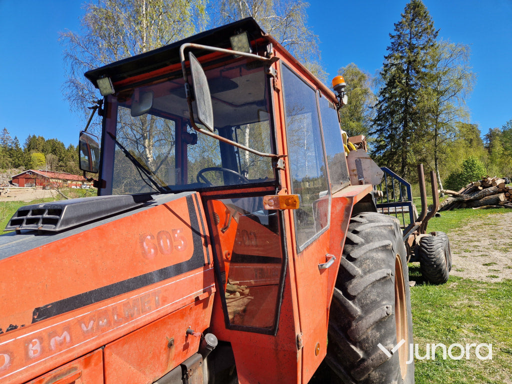 Traktor - Valmet, 605-4