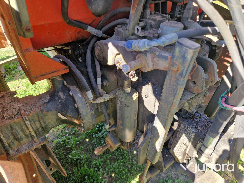Traktor - Valmet, 605-4