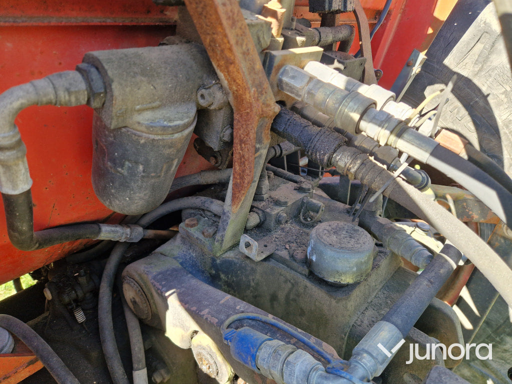 Traktor - Valmet, 605-4