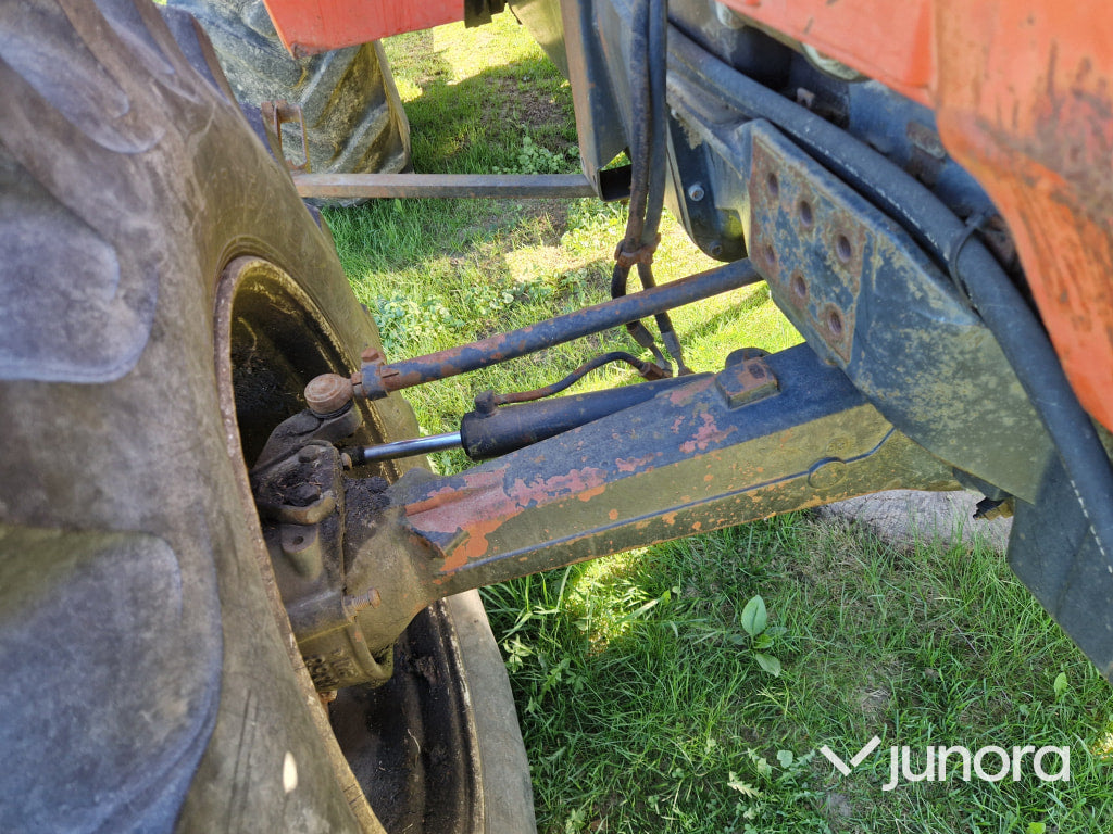 Traktor - Valmet, 605-4