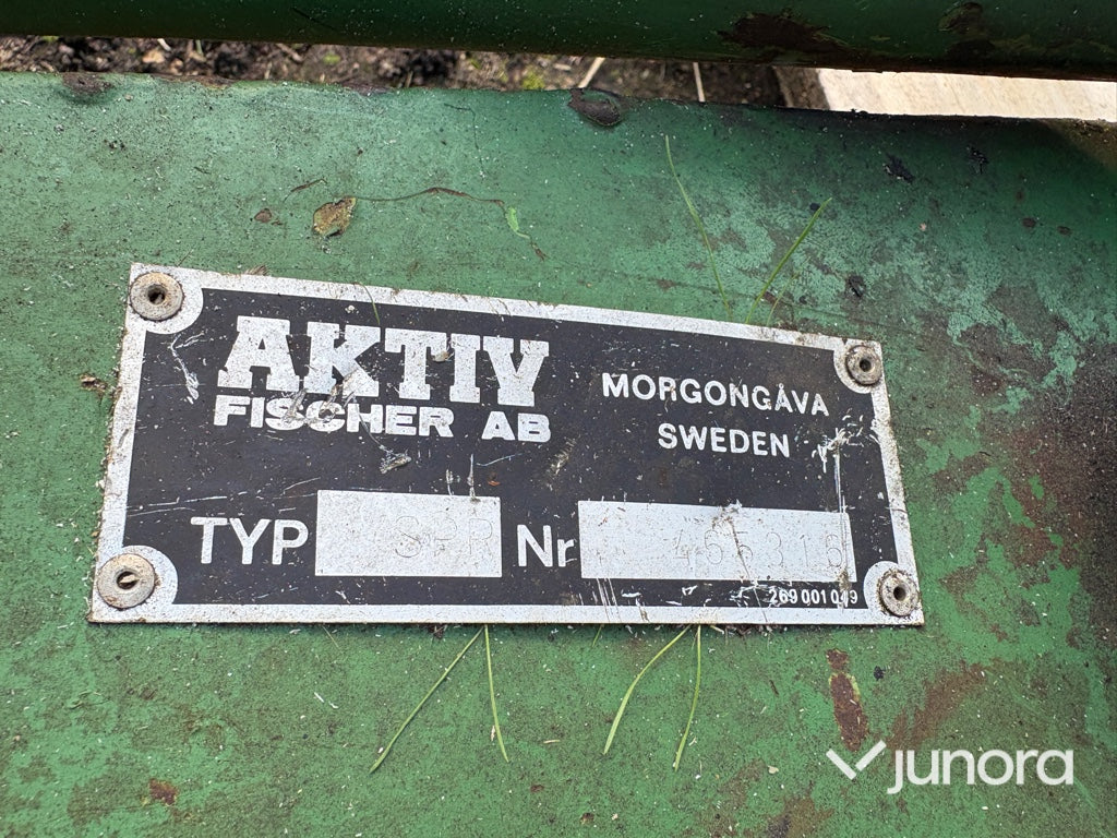 Traktordrivet AKE sågverk